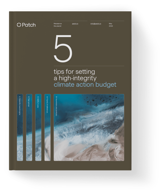 644ff2df45e4f23859fb9f4b_Book-and-shadow--5-tips-high-integrity-budget@2x 644ff2df45e4f23859fb9f4b_Book-and-shadow--5-tips-high-integrity-budget@2x